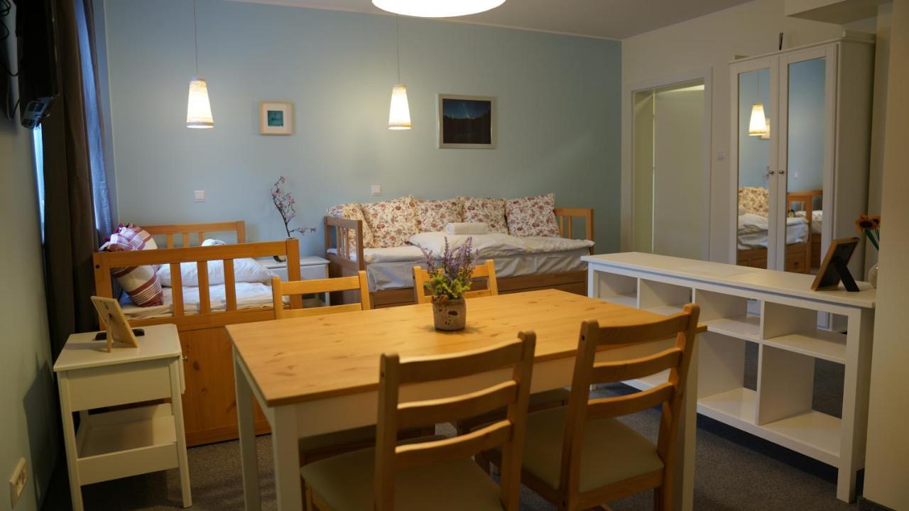 Mcew Studnia Bed & Breakfast ปวอตสก์ ภายนอก รูปภาพ