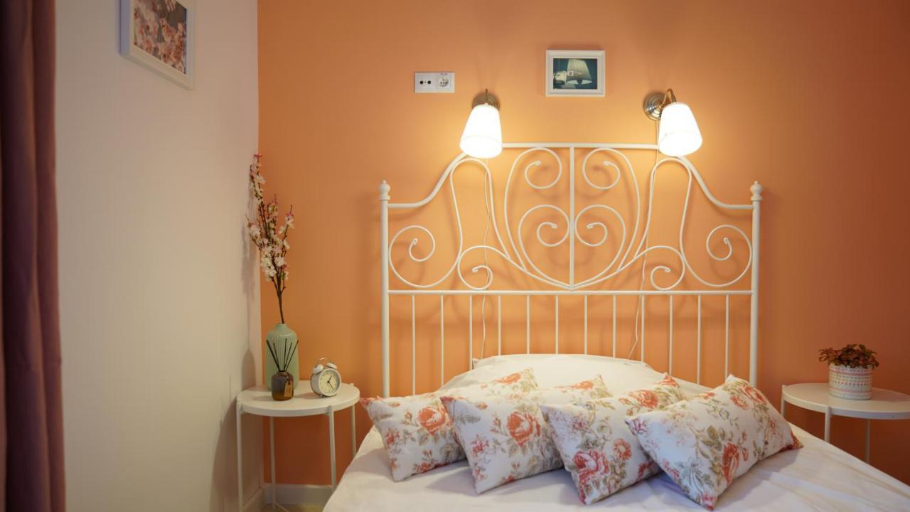 Mcew Studnia Bed & Breakfast ปวอตสก์ ภายนอก รูปภาพ