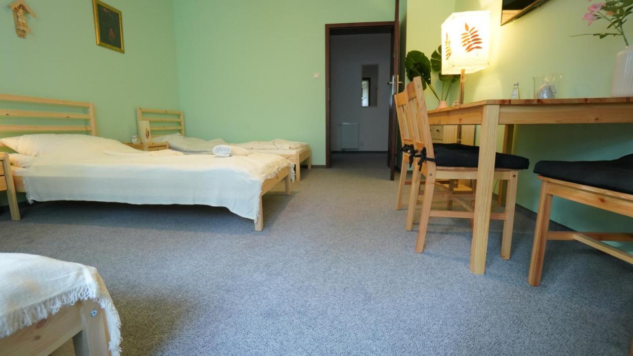 Mcew Studnia Bed & Breakfast ปวอตสก์ ภายนอก รูปภาพ