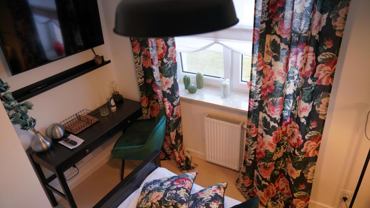 Mcew Studnia Bed & Breakfast ปวอตสก์ ภายนอก รูปภาพ