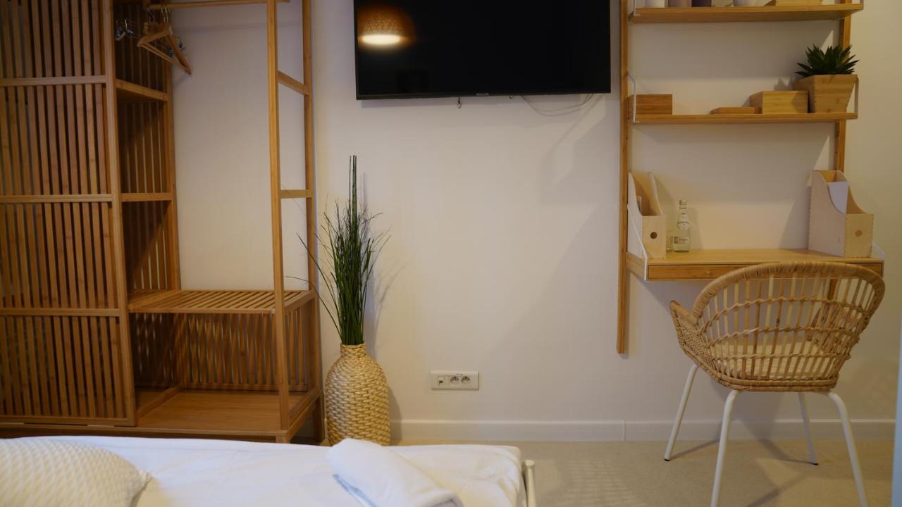 Mcew Studnia Bed & Breakfast ปวอตสก์ ภายนอก รูปภาพ